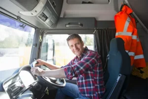 15 Benefits of Enrolling in a Truck Driving School